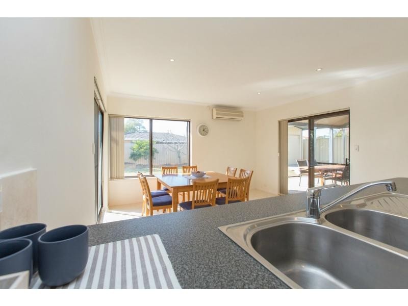 27 Endeavour Avenue, Bull Creek WA 6149