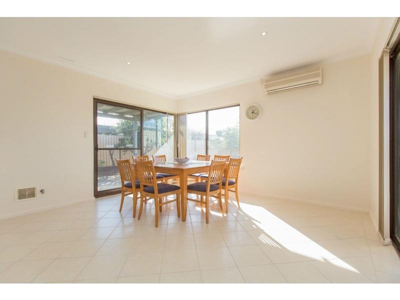 27 Endeavour Avenue, Bull Creek WA 6149