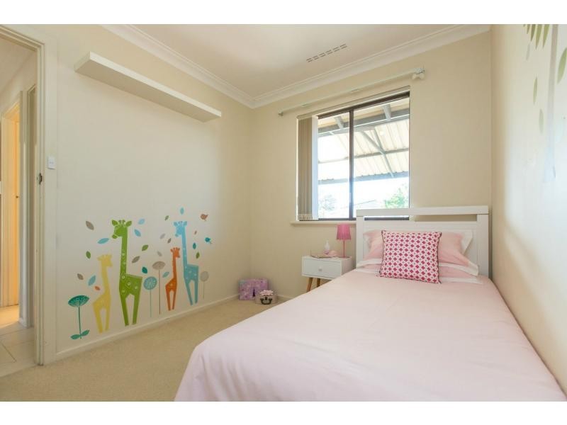 27 Endeavour Avenue, Bull Creek WA 6149