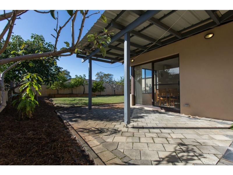 27 Endeavour Avenue, Bull Creek WA 6149