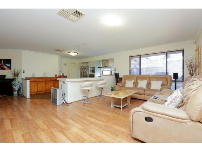 125 Gladstone Road, Rivervale WA 6103