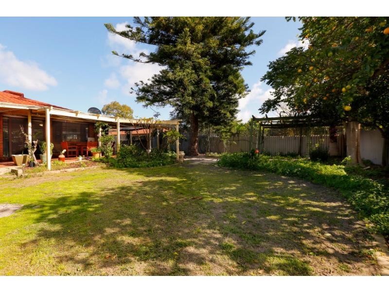 125 Gladstone Road, Rivervale WA 6103