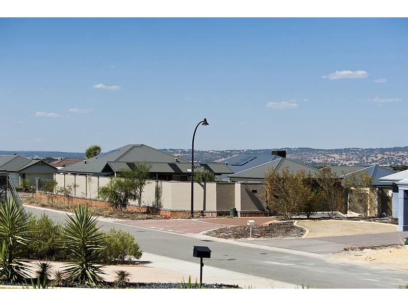 8 Rennex Ramble, Ellenbrook WA 6069