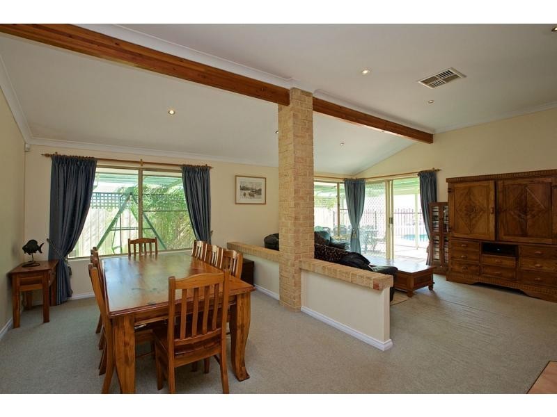 8 West View Boulevard, Mullaloo WA 6027