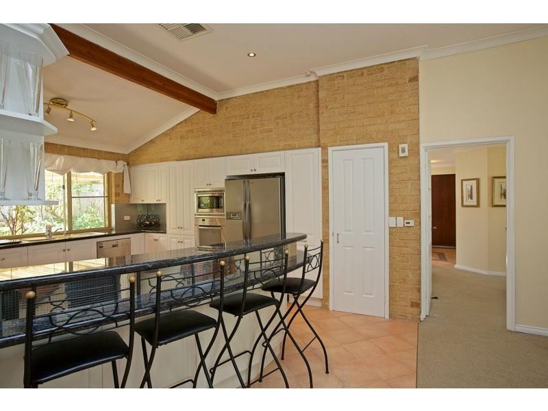 8 West View Boulevard, Mullaloo WA 6027