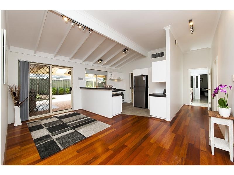 78 Ryrie Avenue, Como WA 6152