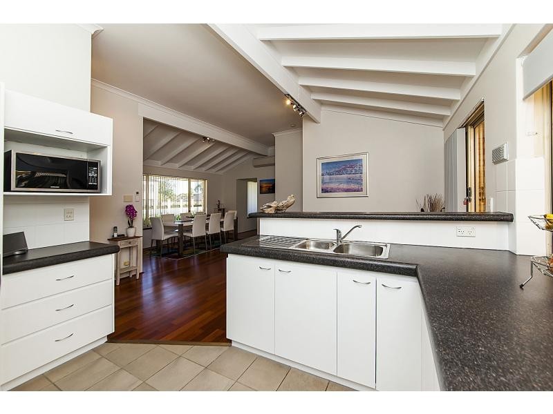 78 Ryrie Avenue, Como WA 6152