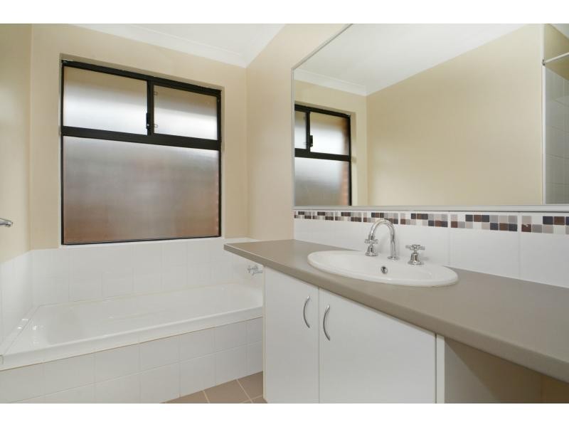 169 Elmridge Parkway, Ellenbrook WA 6069