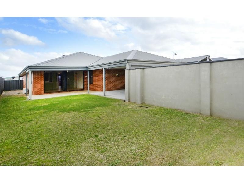 169 Elmridge Parkway, Ellenbrook WA 6069