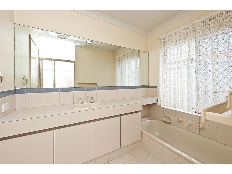 55 Rand Avenue, Waikiki WA 6169