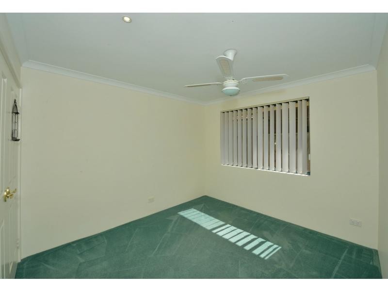 37 Suncrest Meander, Meadow Springs WA 6210