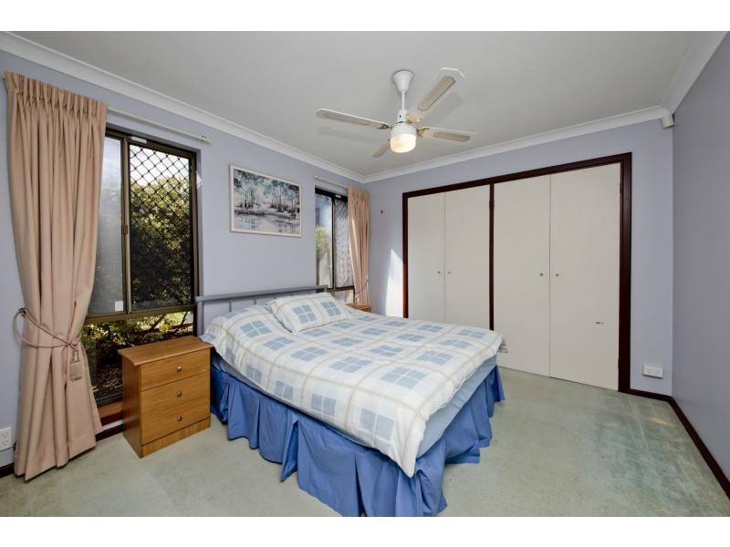 17 Robinson Road, Eden Hill WA 6054