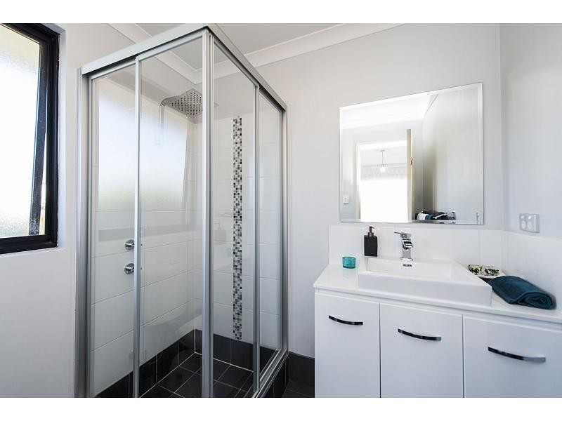 3 Meerup Drive, Success WA 6164