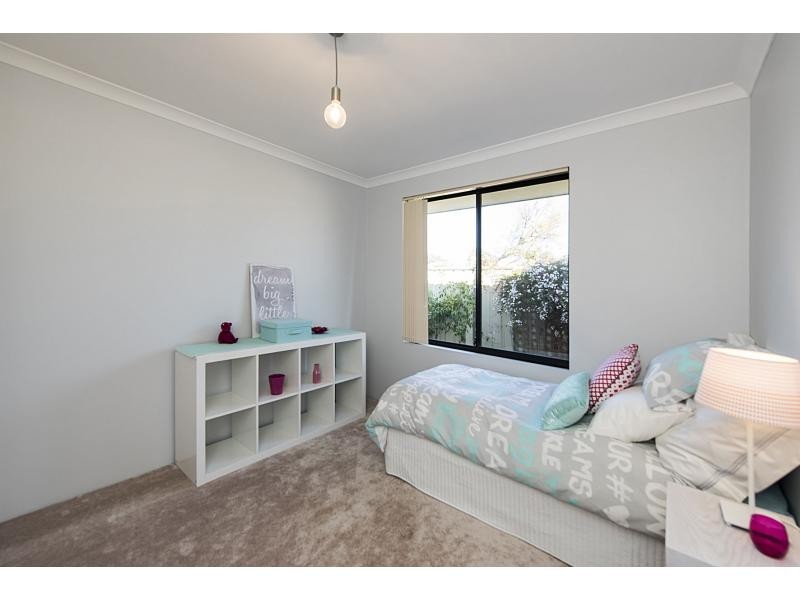 3 Meerup Drive, Success WA 6164