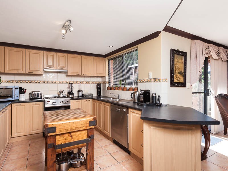 5/31 The Lakes Boulevard, Jandakot WA 6164