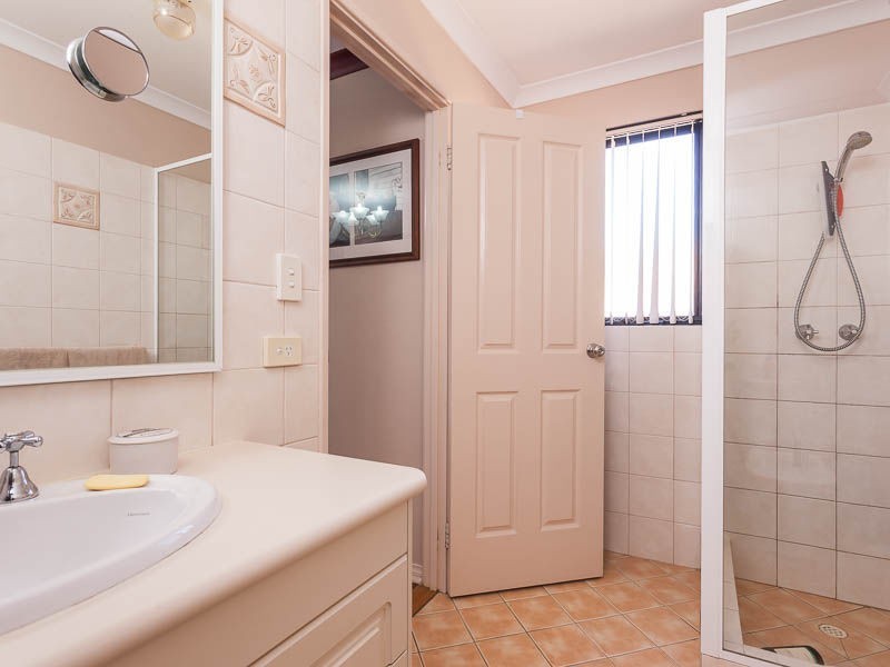 5/31 The Lakes Boulevard, Jandakot WA 6164