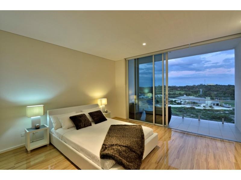 49/100 Country Club Drive, Dawesville WA 6211