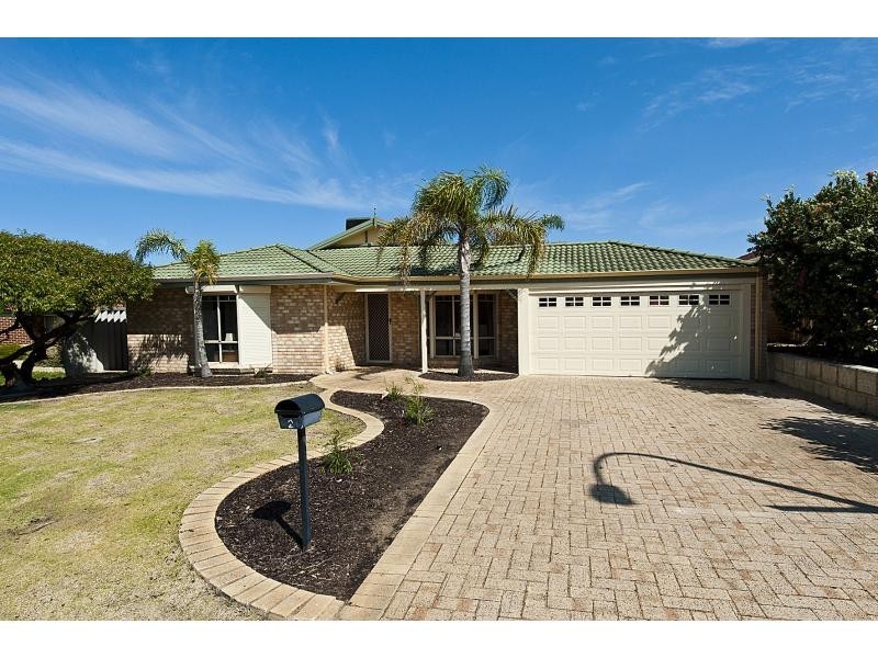2 Mackerel Close, Warnbro WA 6169