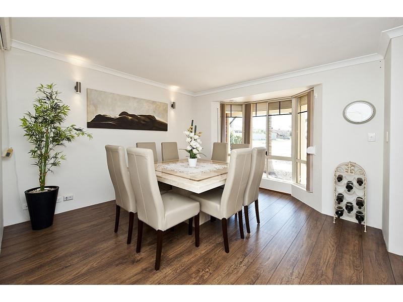 2 Mackerel Close, Warnbro WA 6169