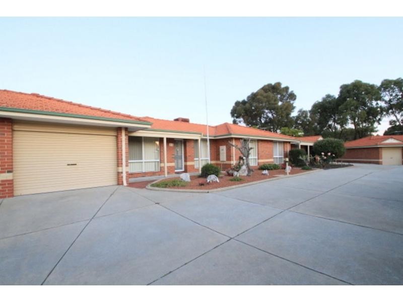 33/12 McNicholl Street, Rockingham WA 6168