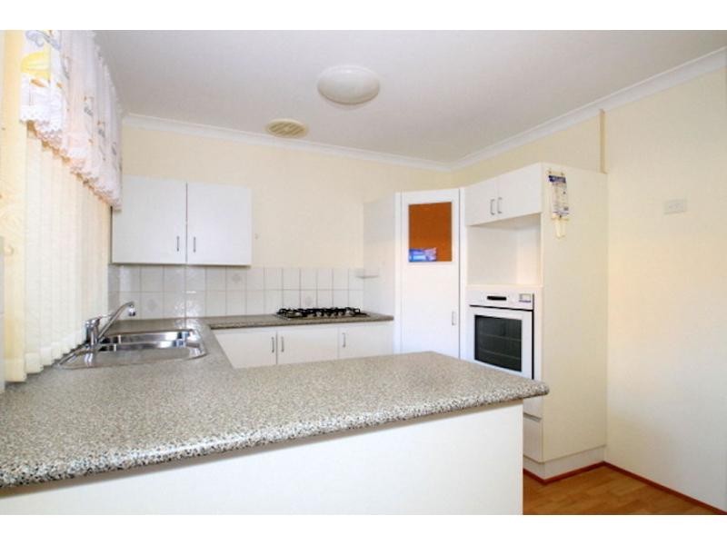 33/12 McNicholl Street, Rockingham WA 6168