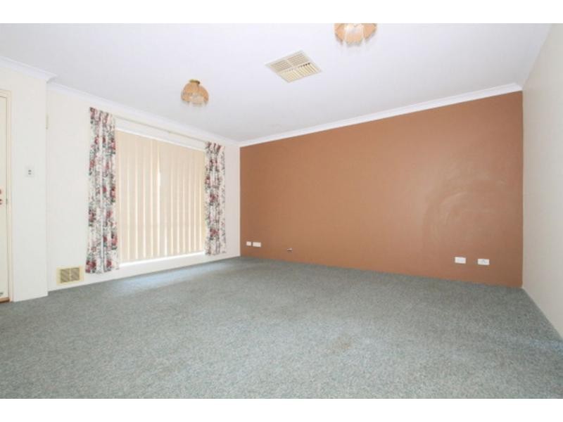 33/12 McNicholl Street, Rockingham WA 6168