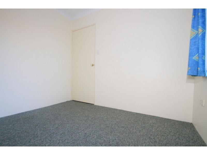 33/12 McNicholl Street, Rockingham WA 6168