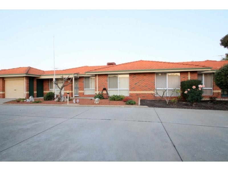 33/12 McNicholl Street, Rockingham WA 6168