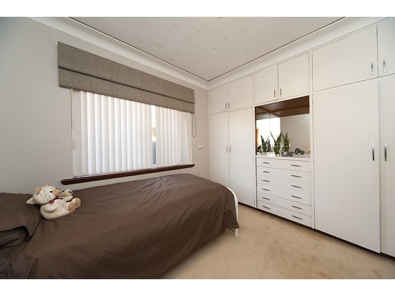 5 Lana Court, Rossmoyne WA 6148