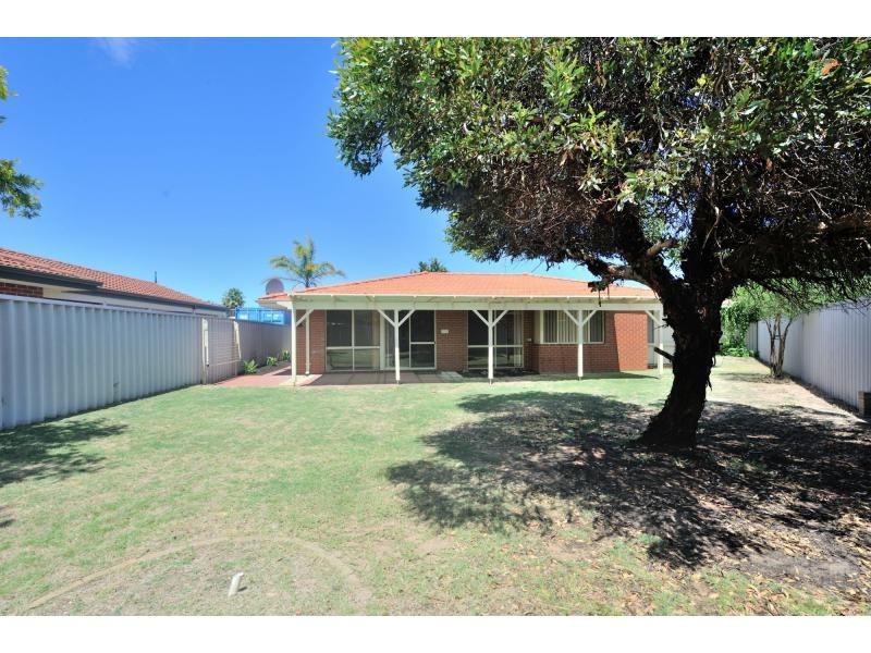 11 Bandera Close, Warnbro WA 6169