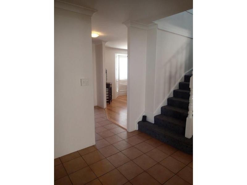 6 Amoria Court, Mullaloo WA 6027