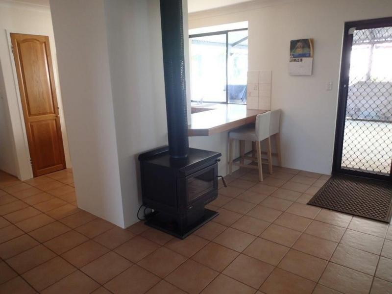 6 Amoria Court, Mullaloo WA 6027