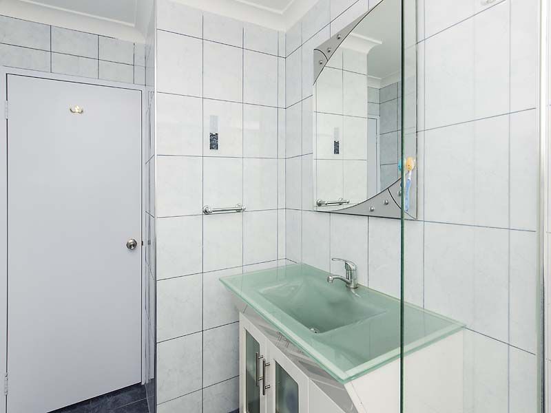 6 Amoria Court, Mullaloo WA 6027