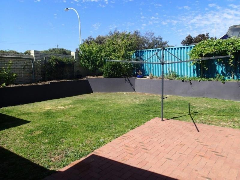 6 Amoria Court, Mullaloo WA 6027