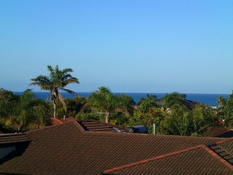 6 Amoria Court, Mullaloo WA 6027