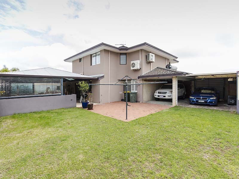 6 Amoria Court, Mullaloo WA 6027
