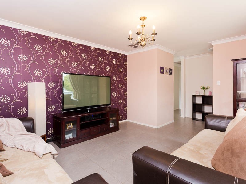 19 Grassbird Loop, Yangebup WA 6164