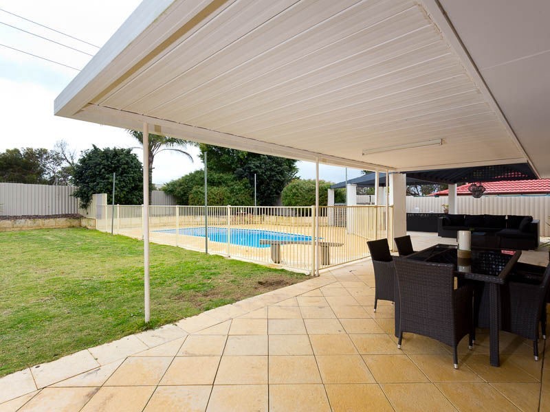 19 Grassbird Loop, Yangebup WA 6164