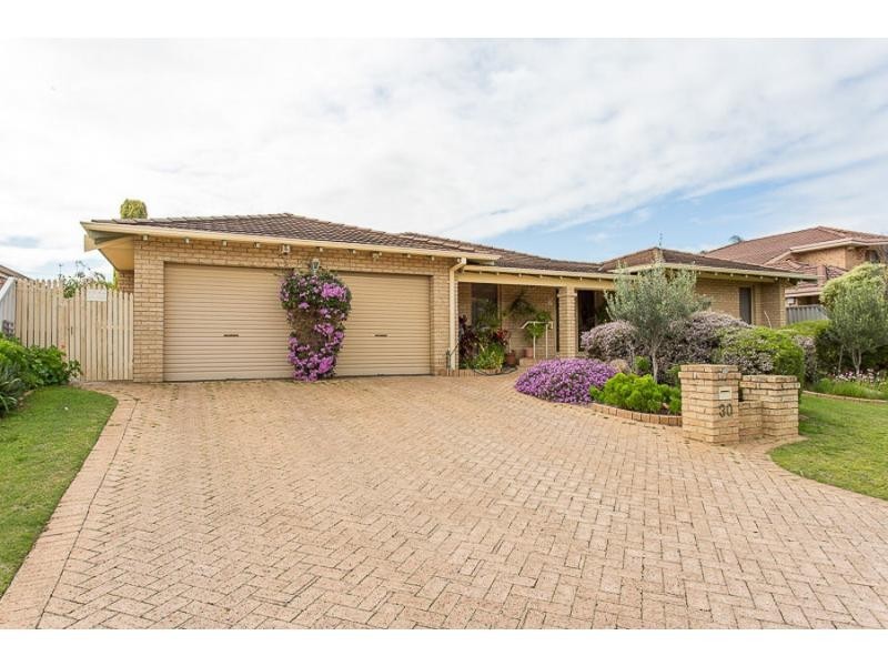 30 Kirwan Way, Winthrop WA 6150