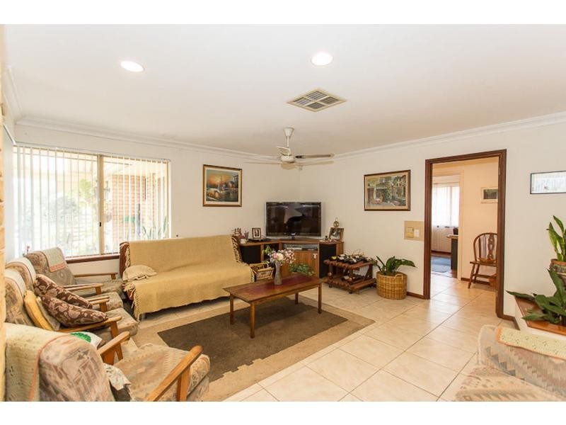 30 Kirwan Way, Winthrop WA 6150