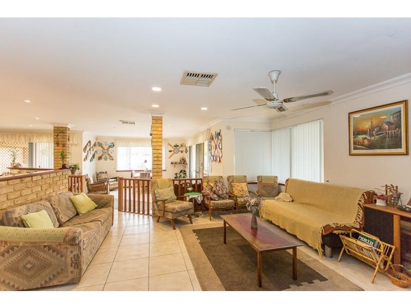 30 Kirwan Way, Winthrop WA 6150