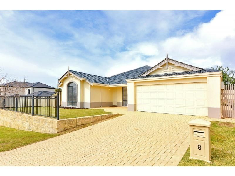 8 San Remo Bend, Clarkson WA 6030