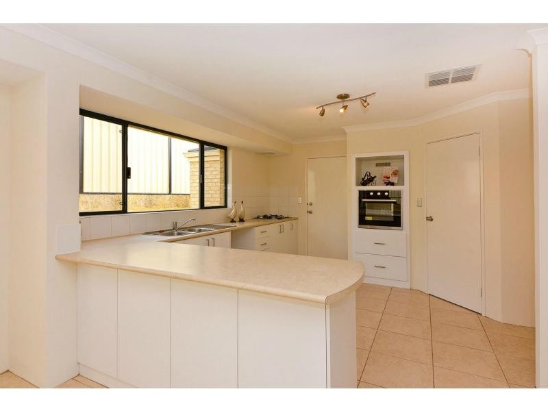 8 San Remo Bend, Clarkson WA 6030