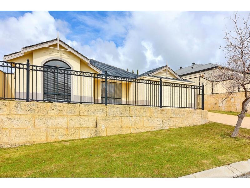 8 San Remo Bend, Clarkson WA 6030