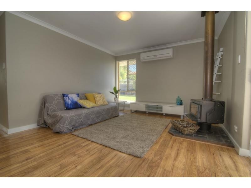 24 Williambury Drive, Yangebup WA 6164