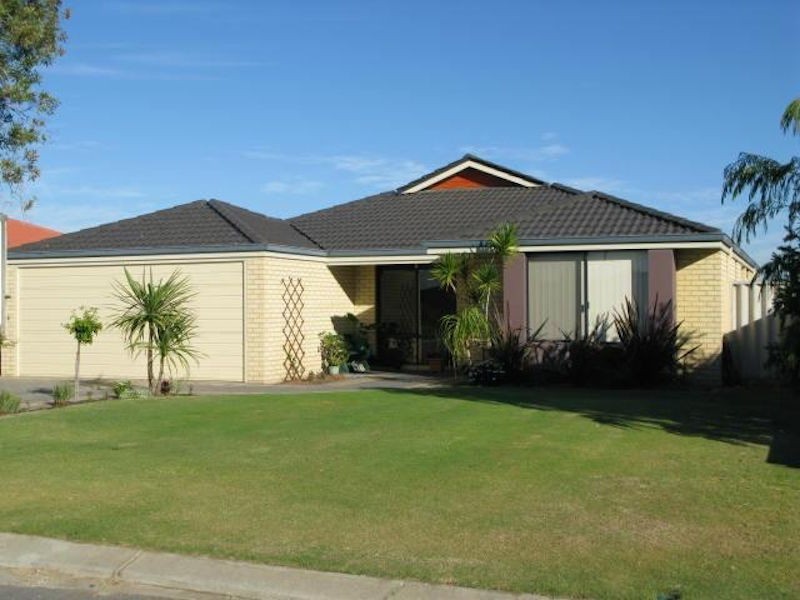 40 Montoro Drive, Port Kennedy WA 6172