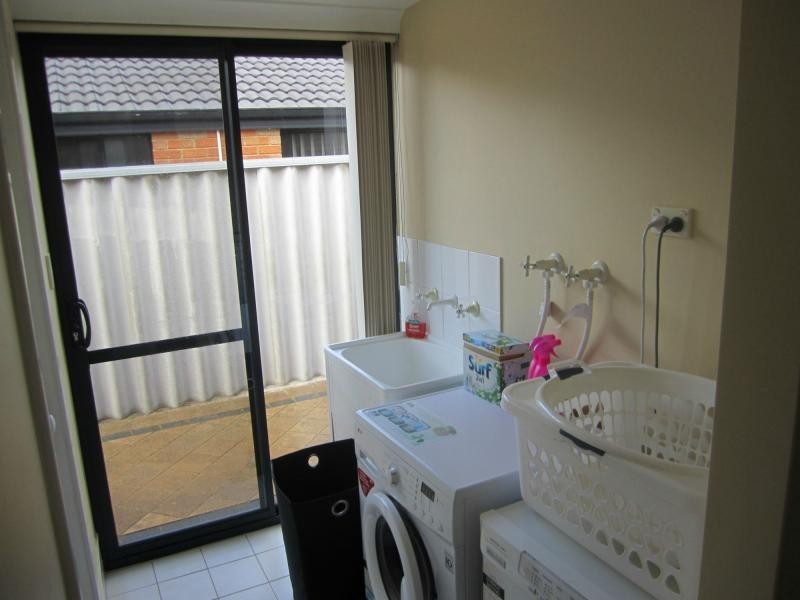 40 Montoro Drive, Port Kennedy WA 6172