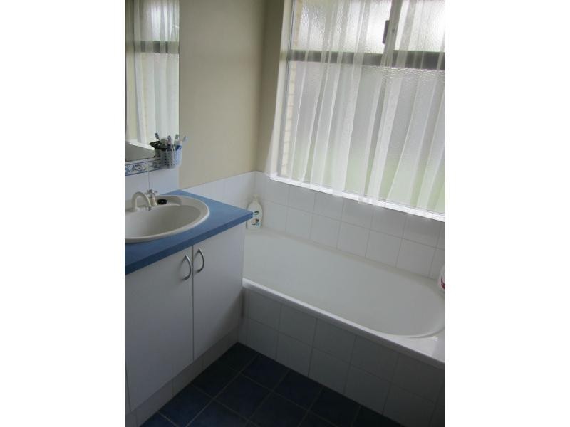 40 Montoro Drive, Port Kennedy WA 6172