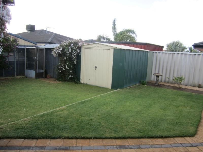 40 Montoro Drive, Port Kennedy WA 6172