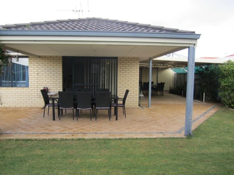 40 Montoro Drive, Port Kennedy WA 6172